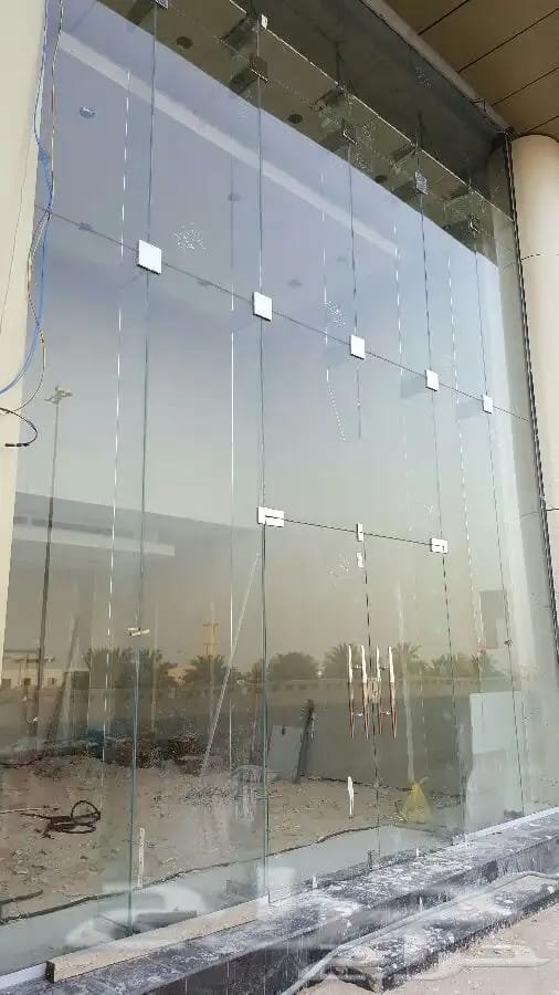 تنفيذ واجهات زجاجية استركشر للمباني والمشاريع في الرياض - صورة 6